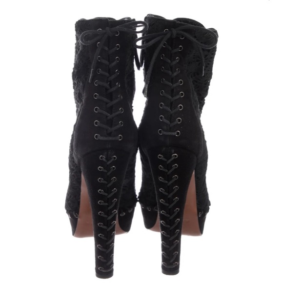 $1450 ALAÏA Ponyhair Platform Booties. - Picture 3 of 4